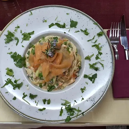 奎特洛默主哥耶酒店 酒店