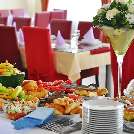 奎特洛默主哥耶酒店 3*