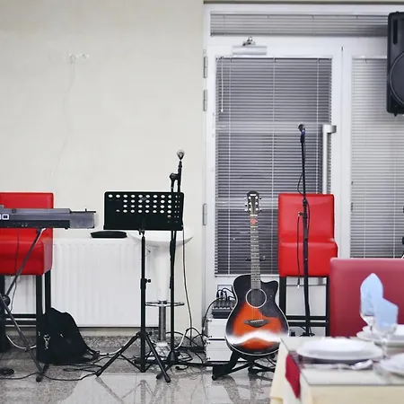 奎特洛默主哥耶酒店 酒店