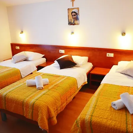 奎特洛默主哥耶酒店 酒店