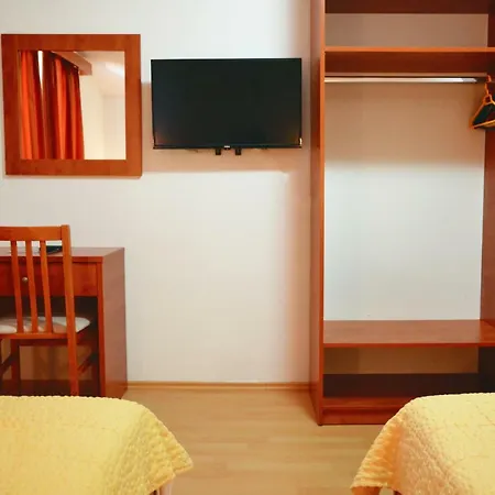 奎特洛默主哥耶酒店 酒店