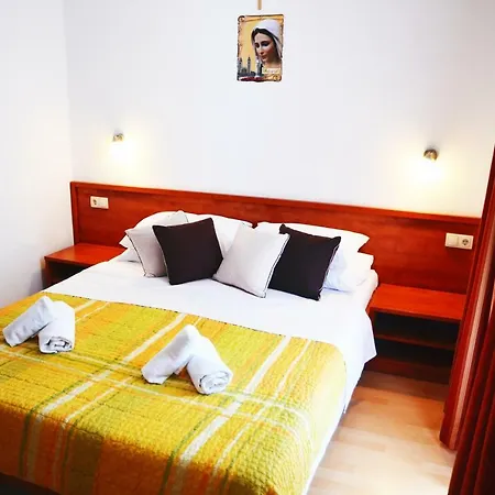 Hotel Quattro 3*